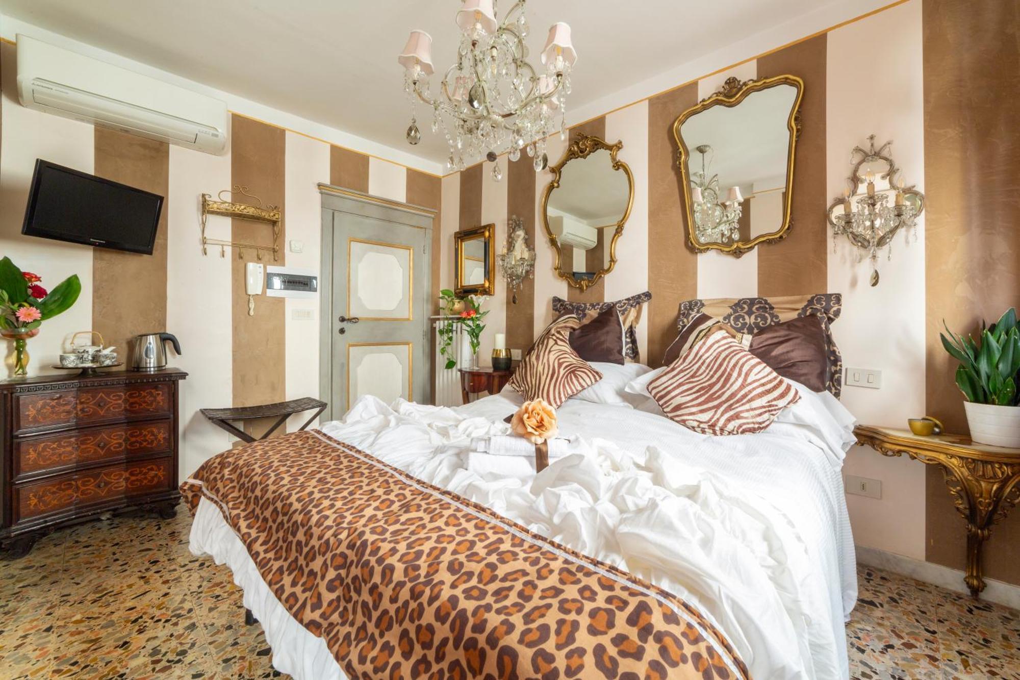 Bibi Boutique Arezzo Camere Deluxe Cartazucchero & Cioccolato Экстерьер фото