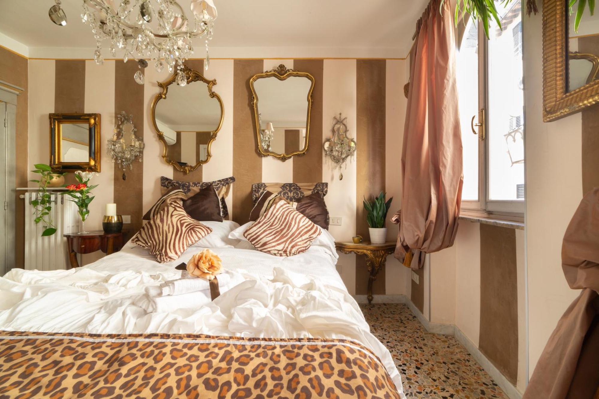 Bibi Boutique Arezzo Camere Deluxe Cartazucchero & Cioccolato Экстерьер фото