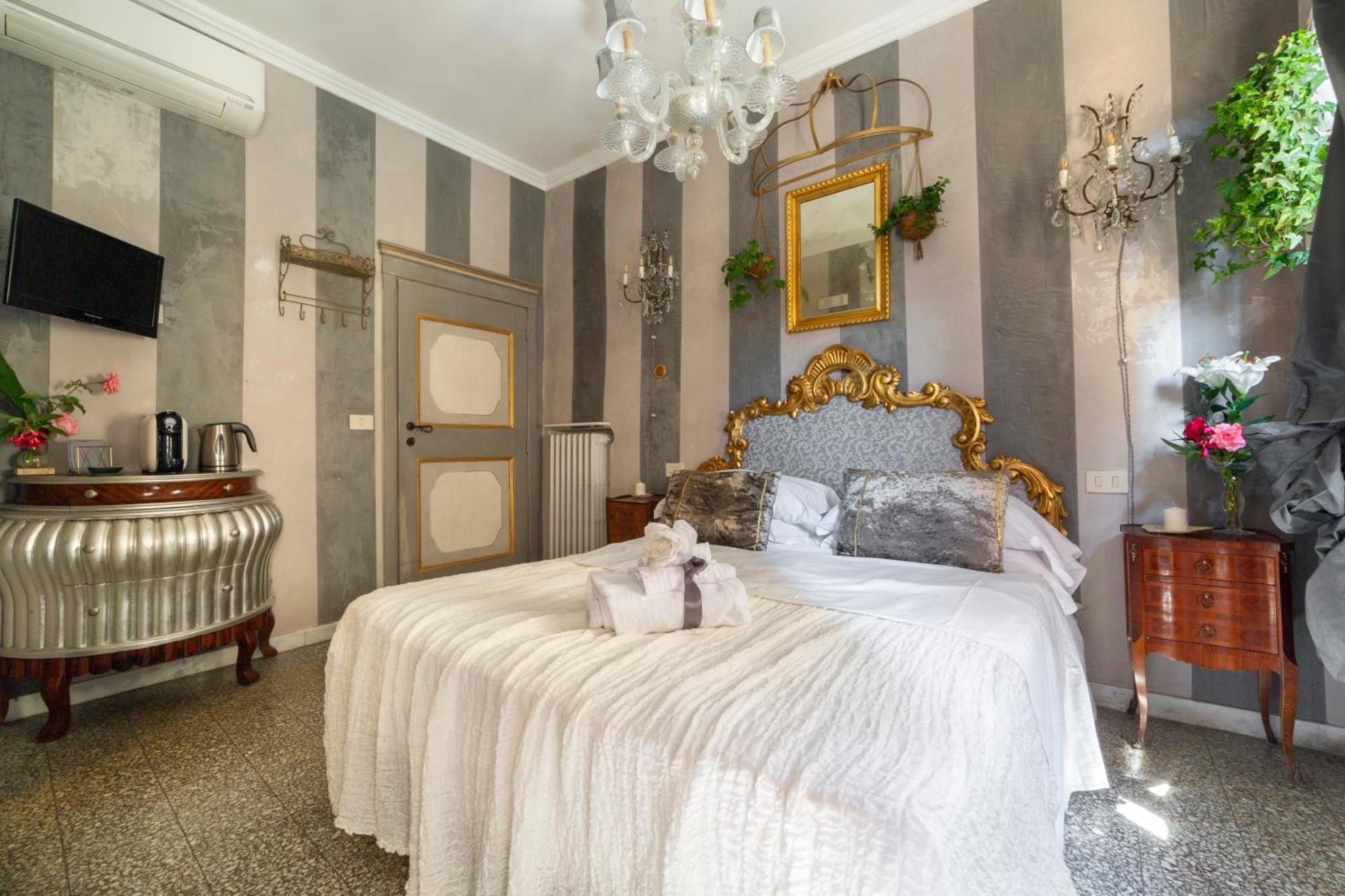 Bibi Boutique Arezzo Camere Deluxe Cartazucchero & Cioccolato Экстерьер фото